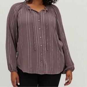 TORRID Plus Size 3 Crinkle Gauze with Lurex Peasant Blouse, Smoky Gray Mauve